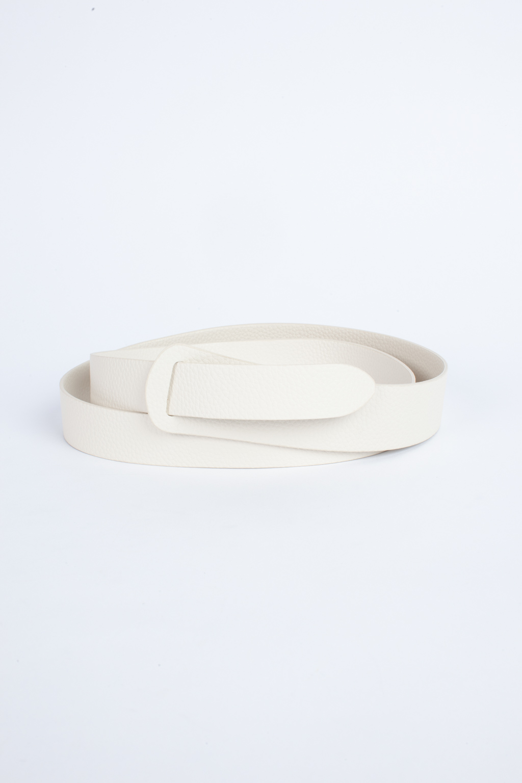 Длина ремня 1,2 м, ширина 4,6 см