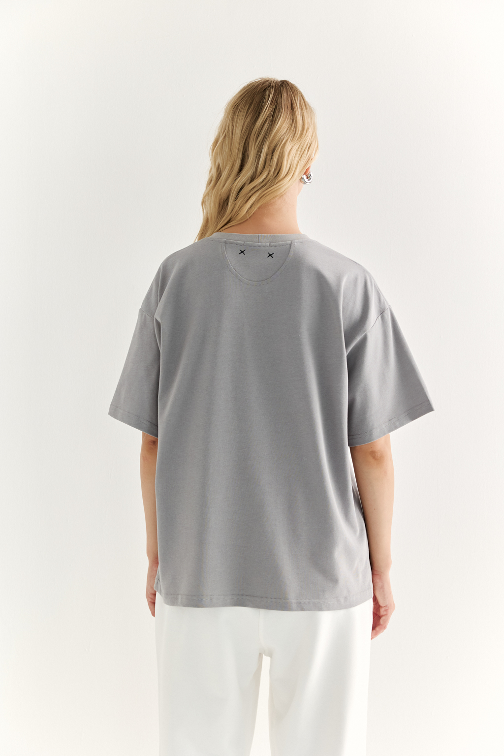 Футболка прямого силуэта с короткими рукавами