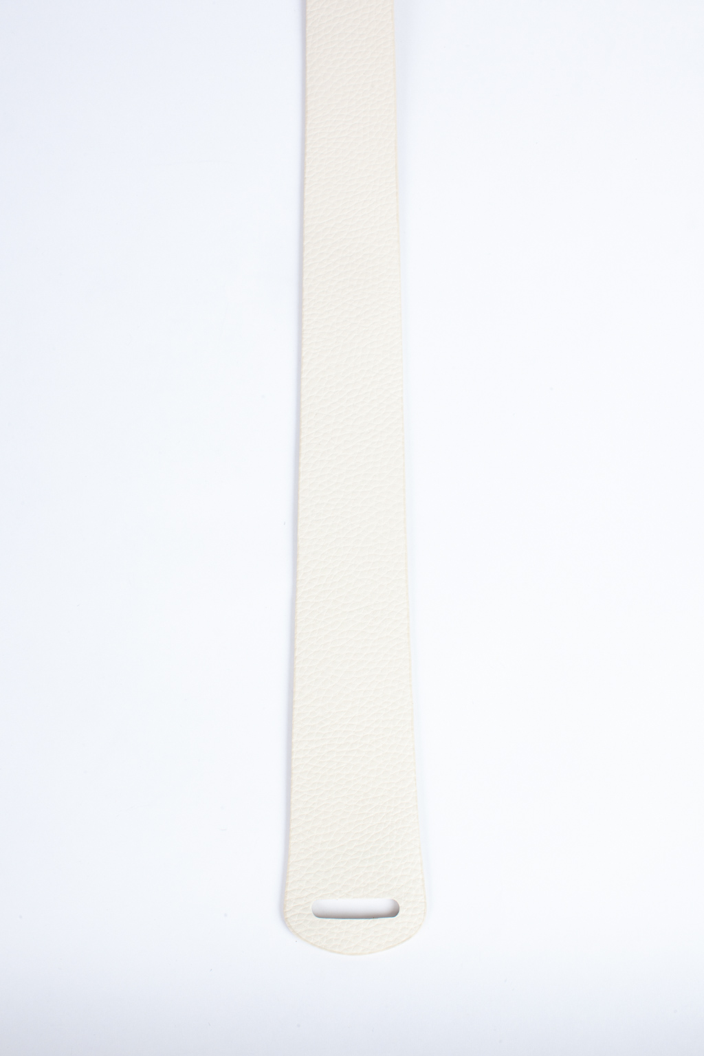 Длина ремня 1,2 м, ширина 4,6 см