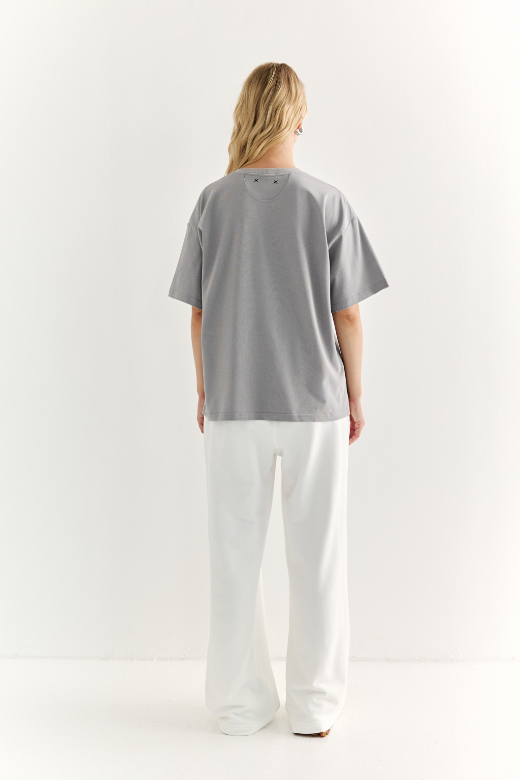 Футболка прямого силуэта с короткими рукавами