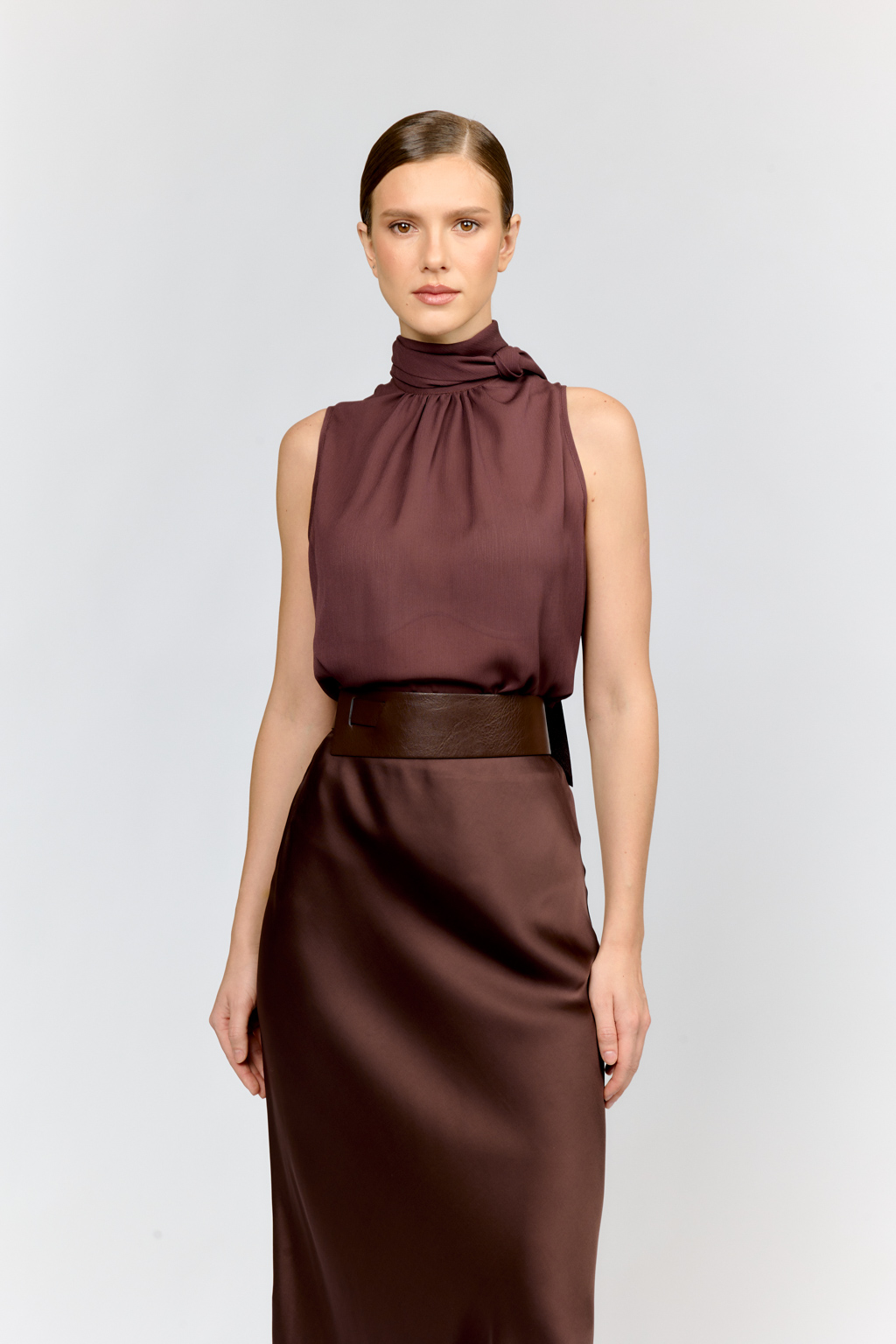 Длина ремня 1,2 м, ширина 7- 4 см