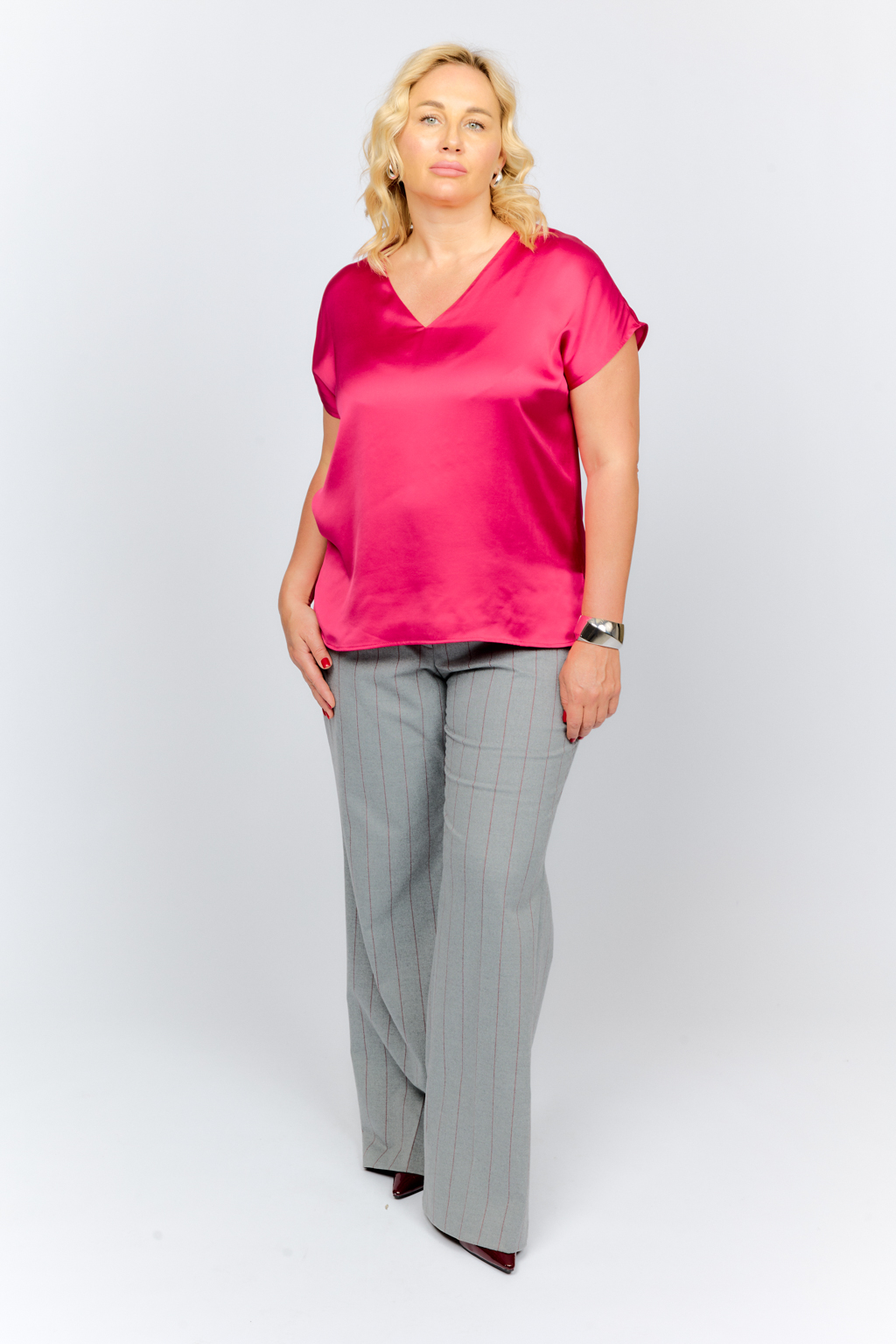 Брюки прямого кроя на резинке по спинке