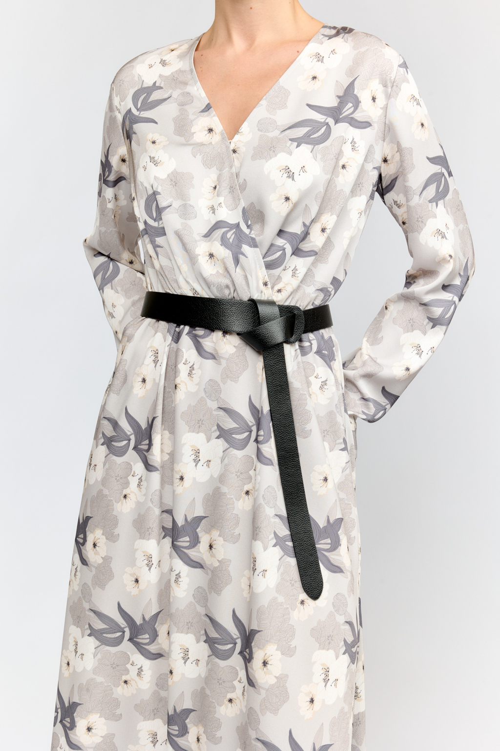 Длина ремня 1,2 м, ширина 4,6 см