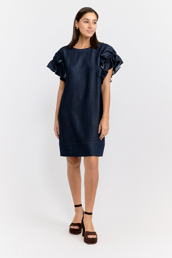 Платье мини с декоративными бретелями на сборке.