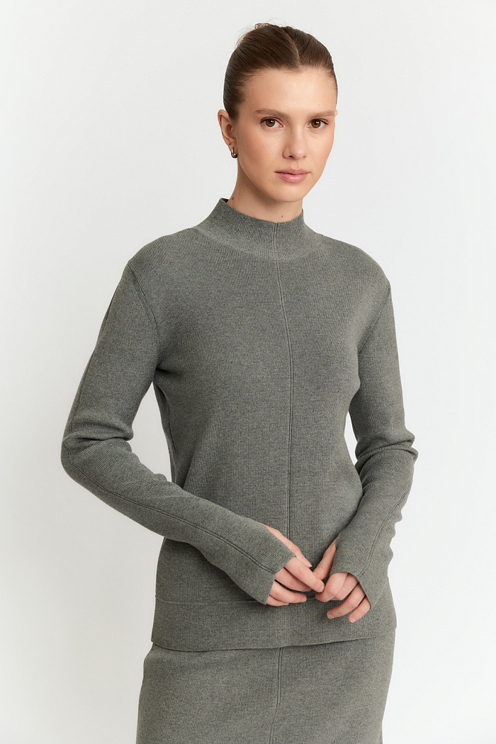 Водолазка полуприлегающего силуэта с прорезью для большого пальца