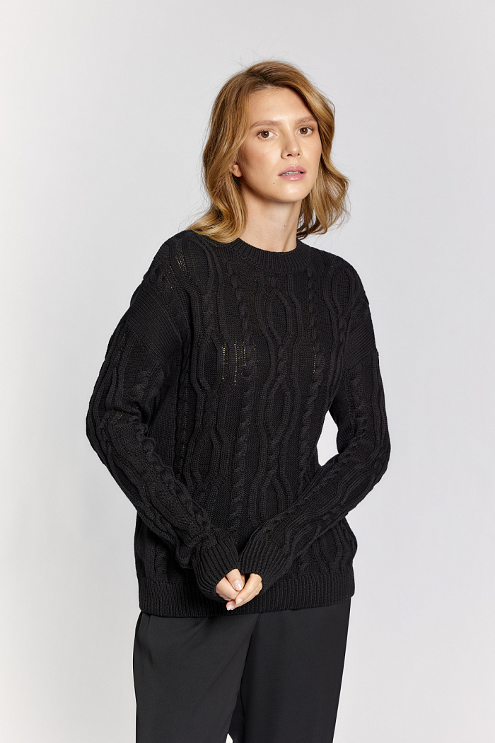 Джемпер свободного силуэта с косами