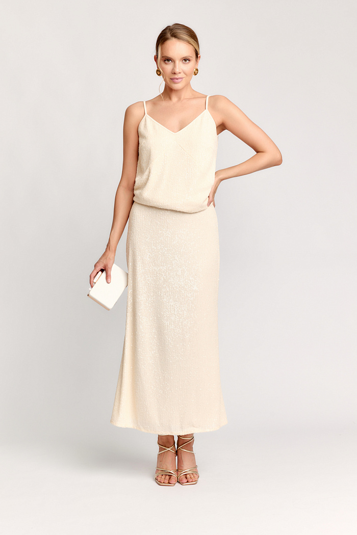 Юбка на обтачке средней посадки. Длина макси, силуэт рыбки. Молния сбоку.