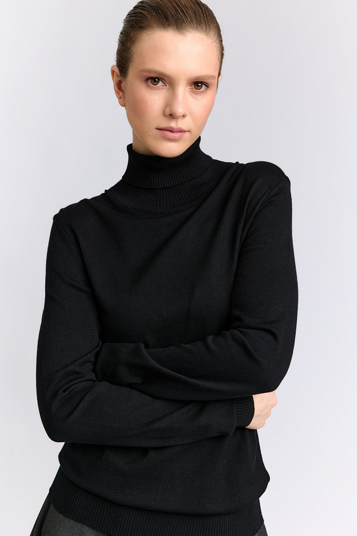 Водолазка прямого силуэта