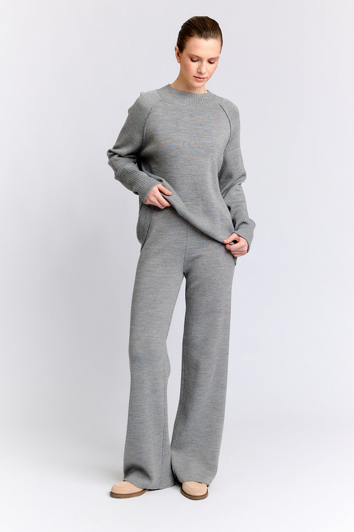 Брюки прямого силуэта полной длины