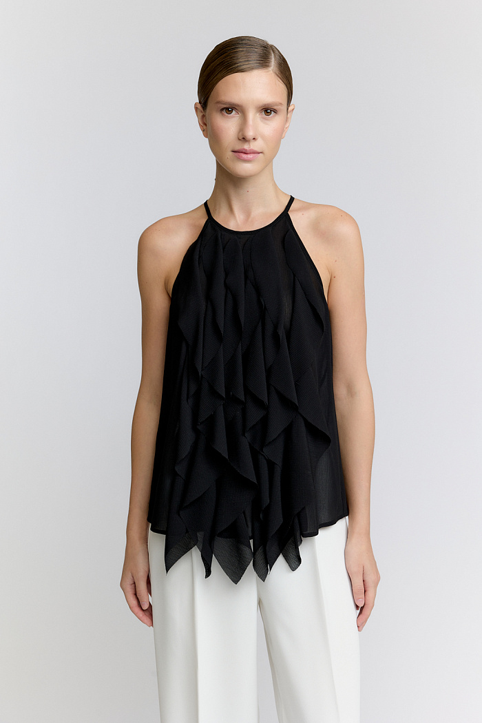 Топ с воланами по полочке.