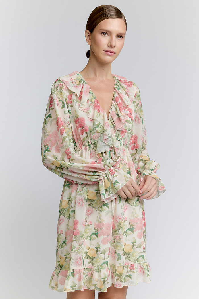 Платье длиной мини с V-образным вырезом с рюшами.