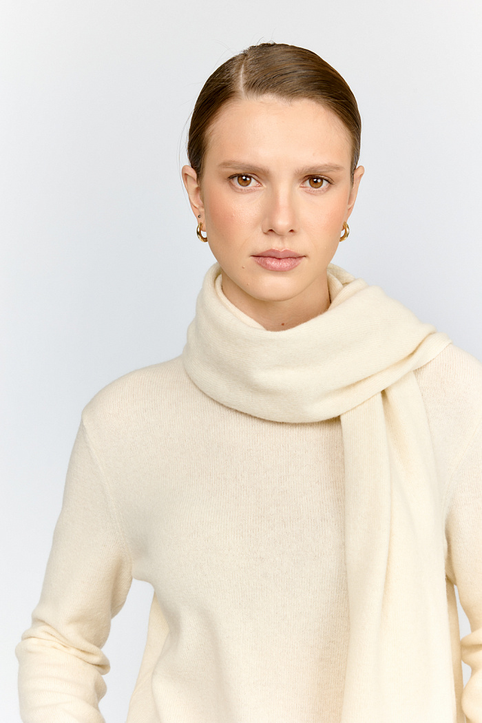 Широкий палантин размером 40*80 см