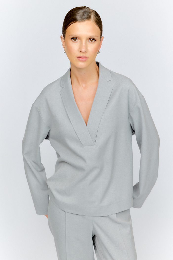 Жакет без застежек с разрезами по бокам для комфортных кэжуальных образов с воротником с лацканами и декоративной отделкой ручным стежком - стильная альтернатива свитшотам.