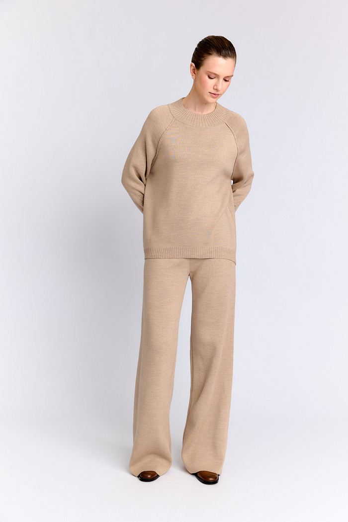 Брюки прямого силуэта полной длины