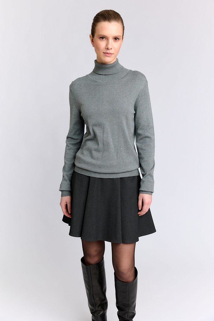 Водолазка прямого силуэта